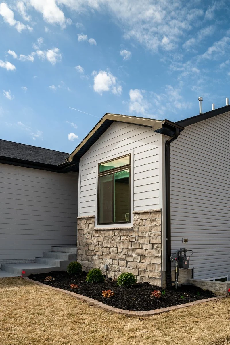 Tree and shrub planting Lincoln NE
