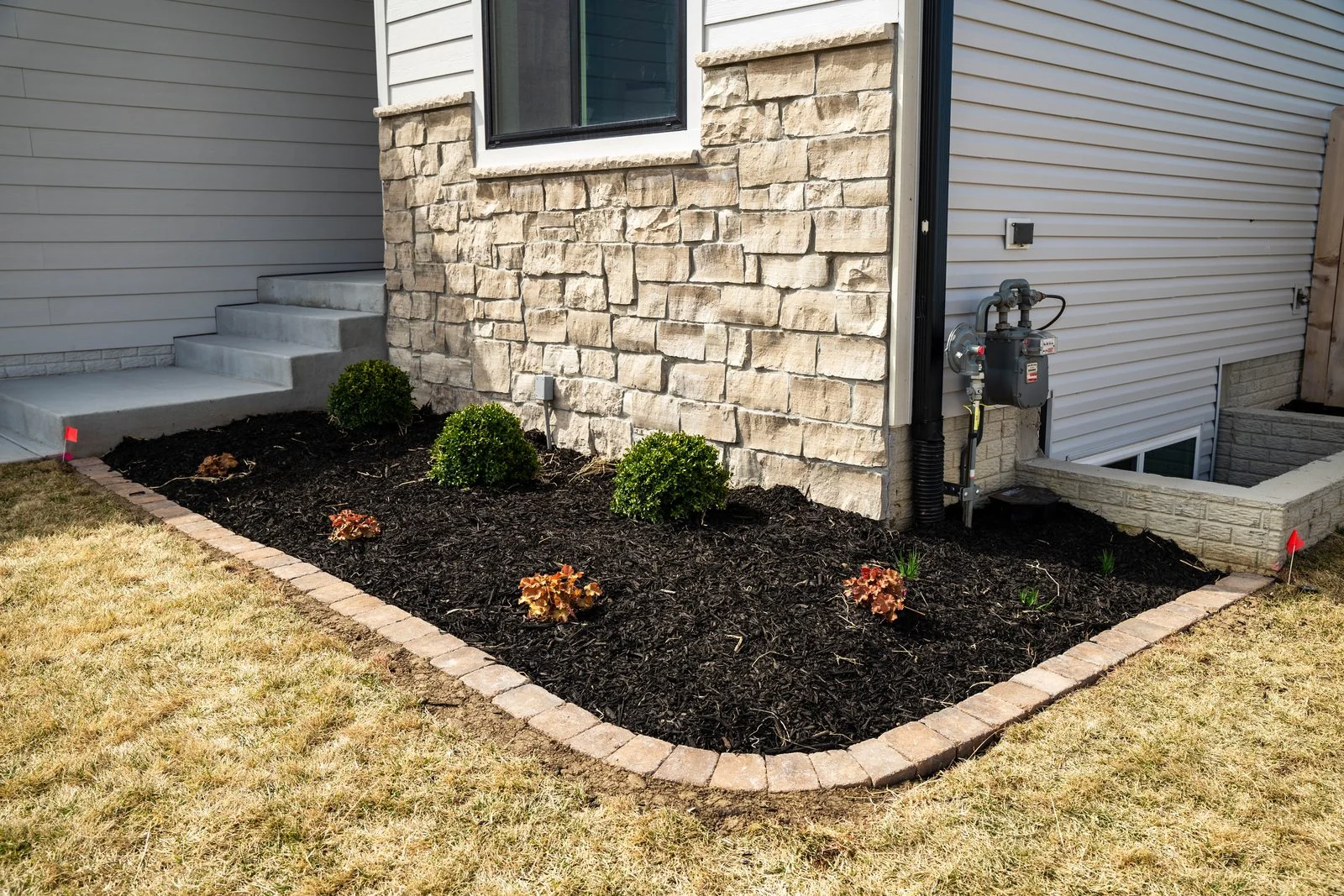 Edging and tree planting Lincoln NE